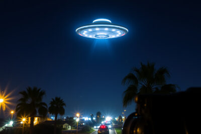 Mysterious UFO Sighting Captured on Camera: A Closer Look at the California Enigma