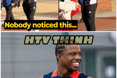 😱 Aiden Heaton Walks Out, Malacia Stays Behind – The Drama Unfolds at Old Trafford 😱 – HTT