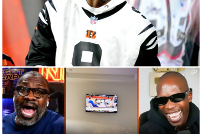 🐘 Hilarious Exposé: UNC Takes Aim at Ocho’s Ridiculously Small TV Despite His Fortune! 🤣 “Sometimes, the wealthiest among us have the quirkiest choices.” In a side-splitting roast, UNC couldn’t resist poking fun at Ocho for his shockingly small TV, making headlines as fans wondered how someone with so much money could make such a puzzling decision! As laughter filled the air, the internet exploded with memes and jokes, highlighting the absurdity of celebrity lifestyles. What’s the real story behind this comedic moment? Get ready for a deep dive into the hilarity! 👇