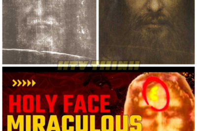 Hidden Signs on the Holy Face of Jesus REVEALED: The Shroud’s Shocking Secrets and What They REALLY Mean! ✝️🔍 The Shroud of Turin has long been a symbol of mystery, but hidden signs on the Holy Face of Jesus are now being uncovered, revealing shocking secrets. What do these newly discovered markings mean for our understanding of Christ’s suffering and divine presence? Prepare for revelations that could change the way we view this ancient artifact forever. 👇