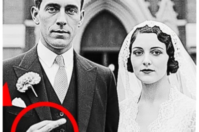 It was just a seemingly innocent wedding photo from 1920 — but pay attention to the groom’s hand